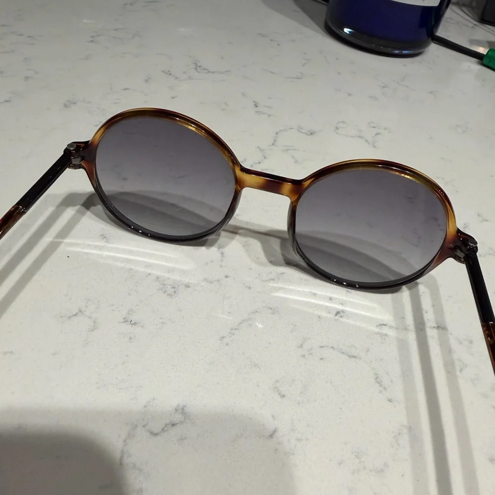 Marc Jacobs Round Sunglasses — Stylish Classic Shape - Picture 2 of 5